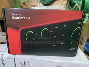 Focusrite Scarlett 4i4 Usb-C Interface 4th Generation