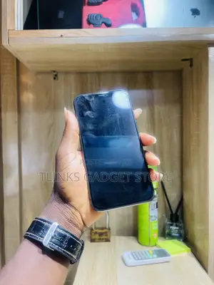 Apple iPhone 11 64 GB Black