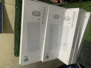 Mini Wireless Keyboard and Mouse Km 901