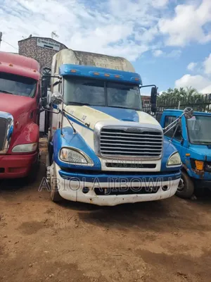 Freightliner Truck 10tyres