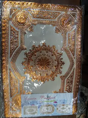 6 Dinning Pieces Table Mat