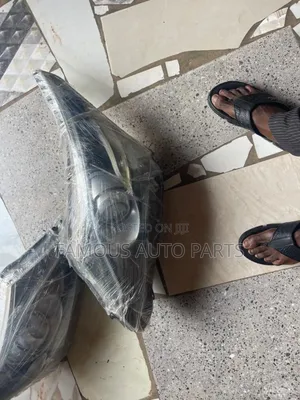 Toyota Headlight Avensis 2014-2019 Direct Tokunbo