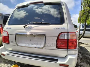 Lexus LX 470 Sport Utility 2007 White