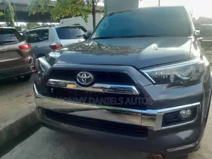 Toyota 4-Runner Limited 4x4 2019 Silver