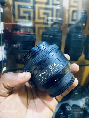 Nikon DX 35mm Lens F1.8