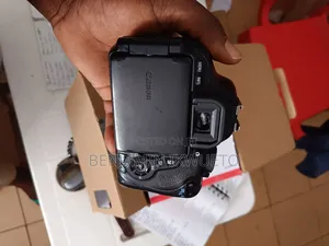 Canon Digital Camera 600d With 18-55mm Lens