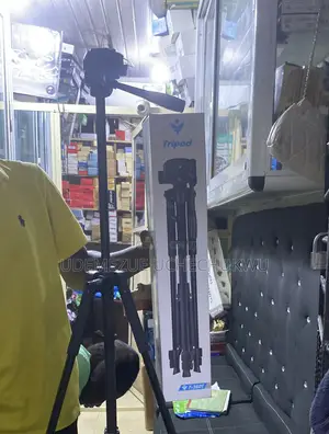 7 Fit Digital Tripod