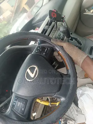 Car Tracker Installation