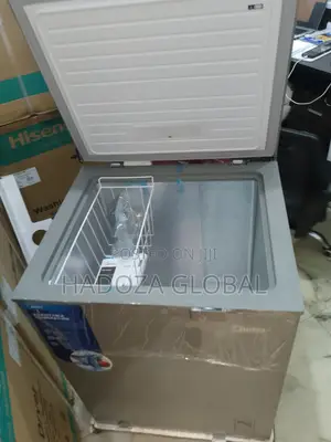 Midea Modern 150L Chest Freezer-Excellent Quality