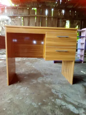 Office Table With 2drawer