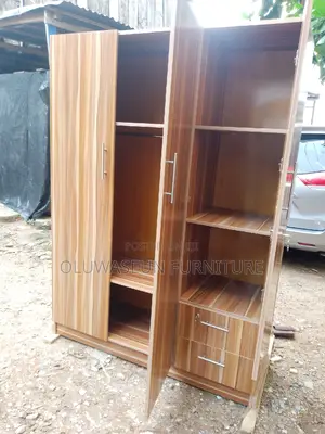 3doors Walldrobe With Drawers