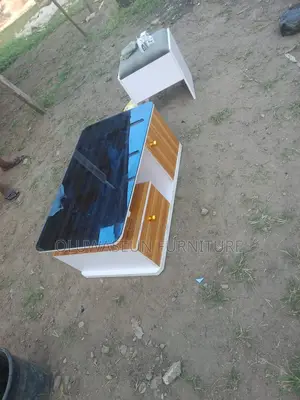 Center Table With Drawers and Glass