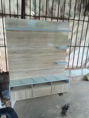 Tv Shelf With Hanging Tv Space and Drawers