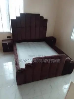Padded 4and Half Bed Frame