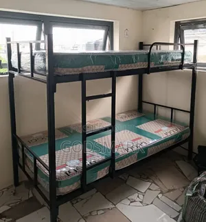 Beautiful Metal Bunk for Family Use 3*6 Feet
