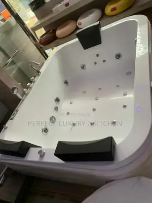 Executive Luxury 3 Seater Jacuzzi Bath