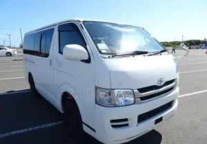 Toyota HiAce 2008 White