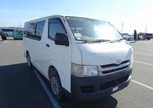 Toyota HiAce 2009 White