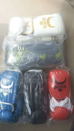 High Quality Boxing Gloves (Classy N Top.Grade)