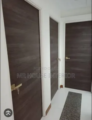 HDF Quality Padded Plywood Wooden Door 