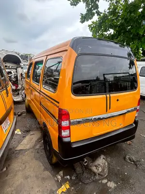 Suzuki Every 2008 Yellow