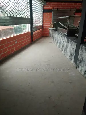 Professional House Maintenance and After Builders Cleaning
