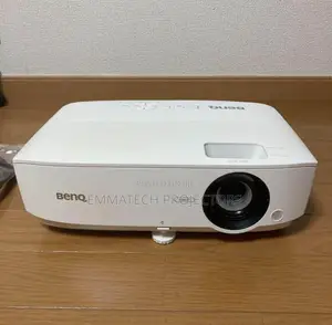 Brand New  Daylight Benq Projector Lagos, Abuja , Ibadan