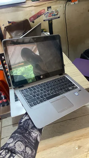 Laptop HP EliteBook 820 G3 8GB Intel Core i5 SSD 256GB