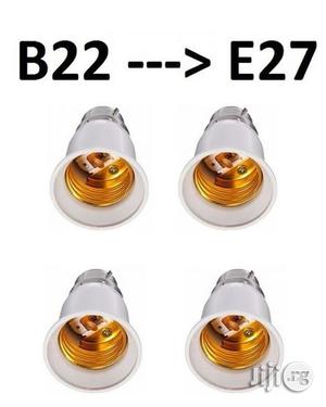 4 PCS Light Bulb Converter: B22 Adapter to E27 Light Bulb