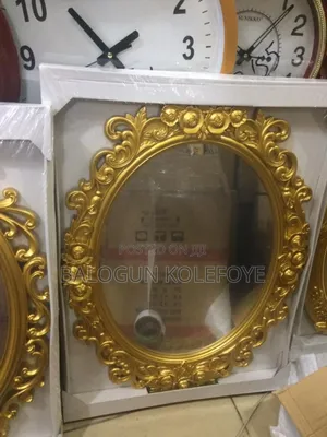 Decorating Mirrors
