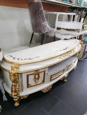 Exquisite Royal Tv Console