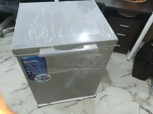 Easy to Clean Midea Chest Freezer(Hs 186cn) 150L