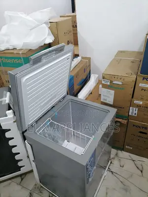 Luxurious Midea 150 Litres Chest Freezer