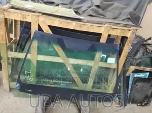 Front Windscreen for Toyota Matrix2005 Model Available Now
