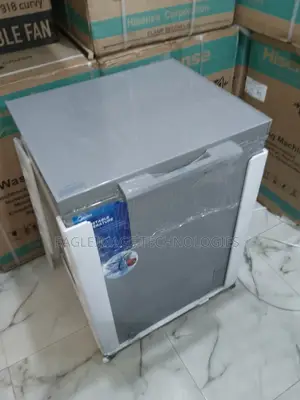 Modern Quality Midea Chest Freezer 150L(Hs 186cn)