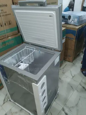 Advanced New-in 150L Midea(Hs 186cn) Chest Freezer