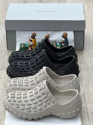 Original Balenciaga Defender Extreme Tire Tread Clogs