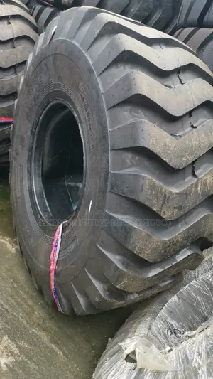 23.5 R 25 Catapillar Tyre