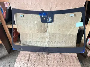 C300 2017 Windscreen Glass Available