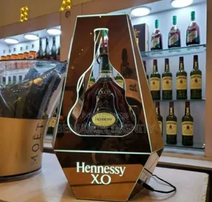 Hennesy X.O Stand Case