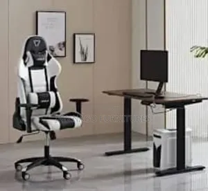 Executive Gaming Chair With Electric Adjustable Table