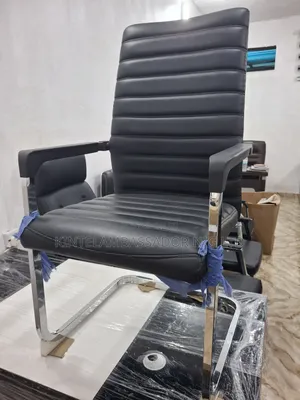 Visitor Executive Chair - Black