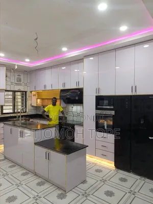 Kitchen Cabinet and Walldrop Chair Set Up