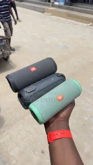 JBL Flip 4 Speaker