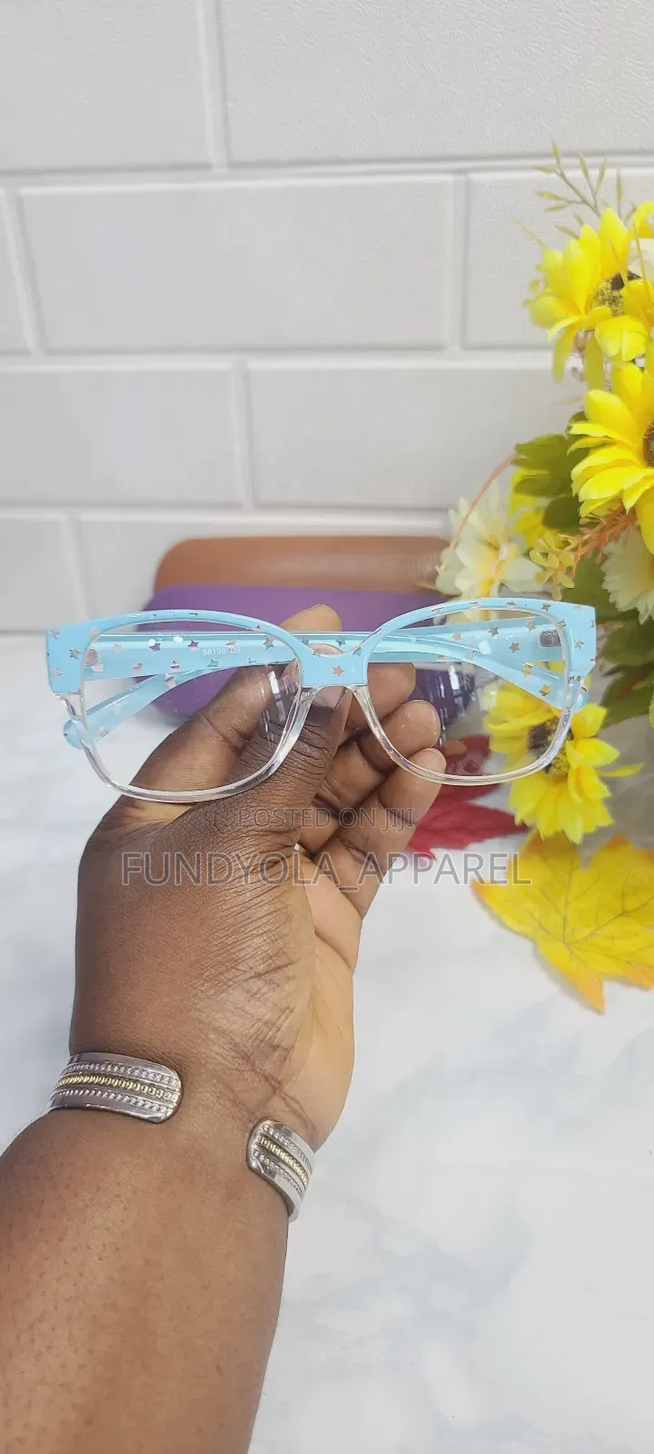 Female Extra Clear Eyeglass/Frame