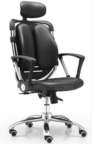 Executive Office Leather Swivel Chair.