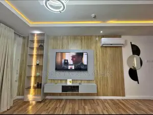 Fashionable Wall-Mount TV Shelf With Hidden Cable Channels