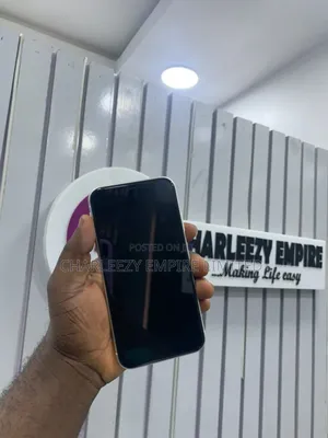 Apple iPhone 11 128 GB White