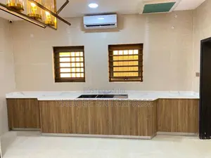 Exquisite Kitchen Cabinets