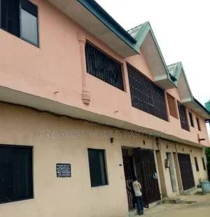 5bdrm Block of Flats in Woji , Port Harcourt for sale